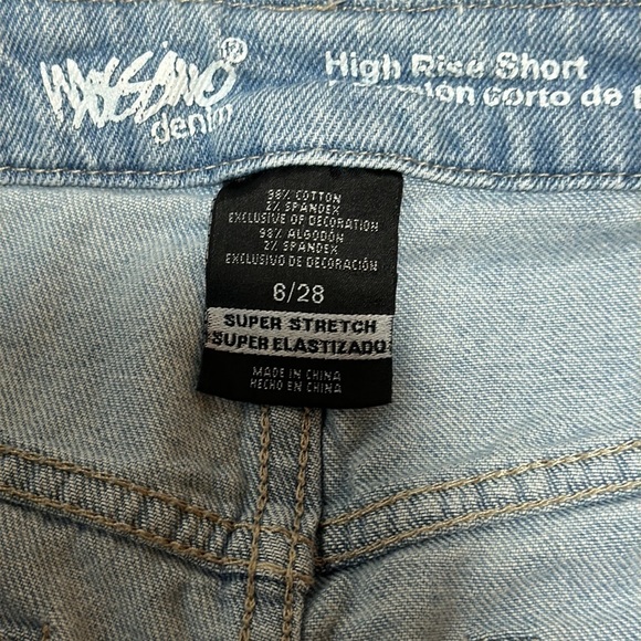 Mossimo Women's Jean Distressed Denim High Rise short Size 6/28 - Picture 11 of 11